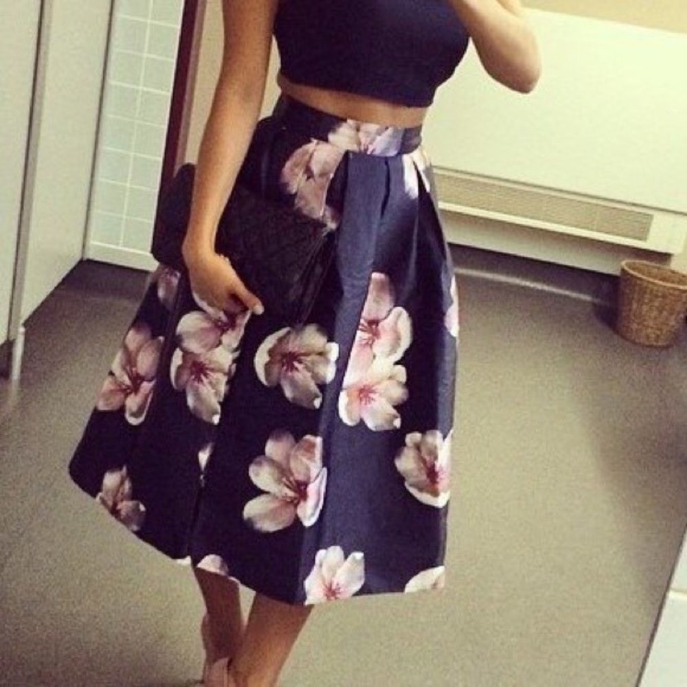 Midi skirt